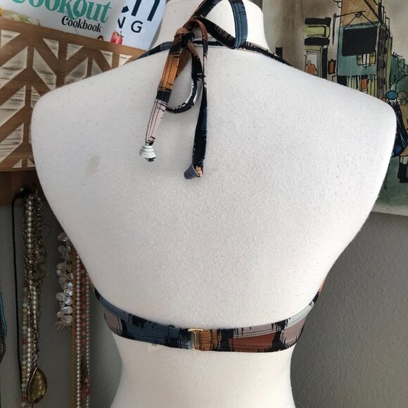 Victoria's Secret Padded Underwire Plunge Swim Halter Bikini Top - 36D NEW - Picture 4 of 8